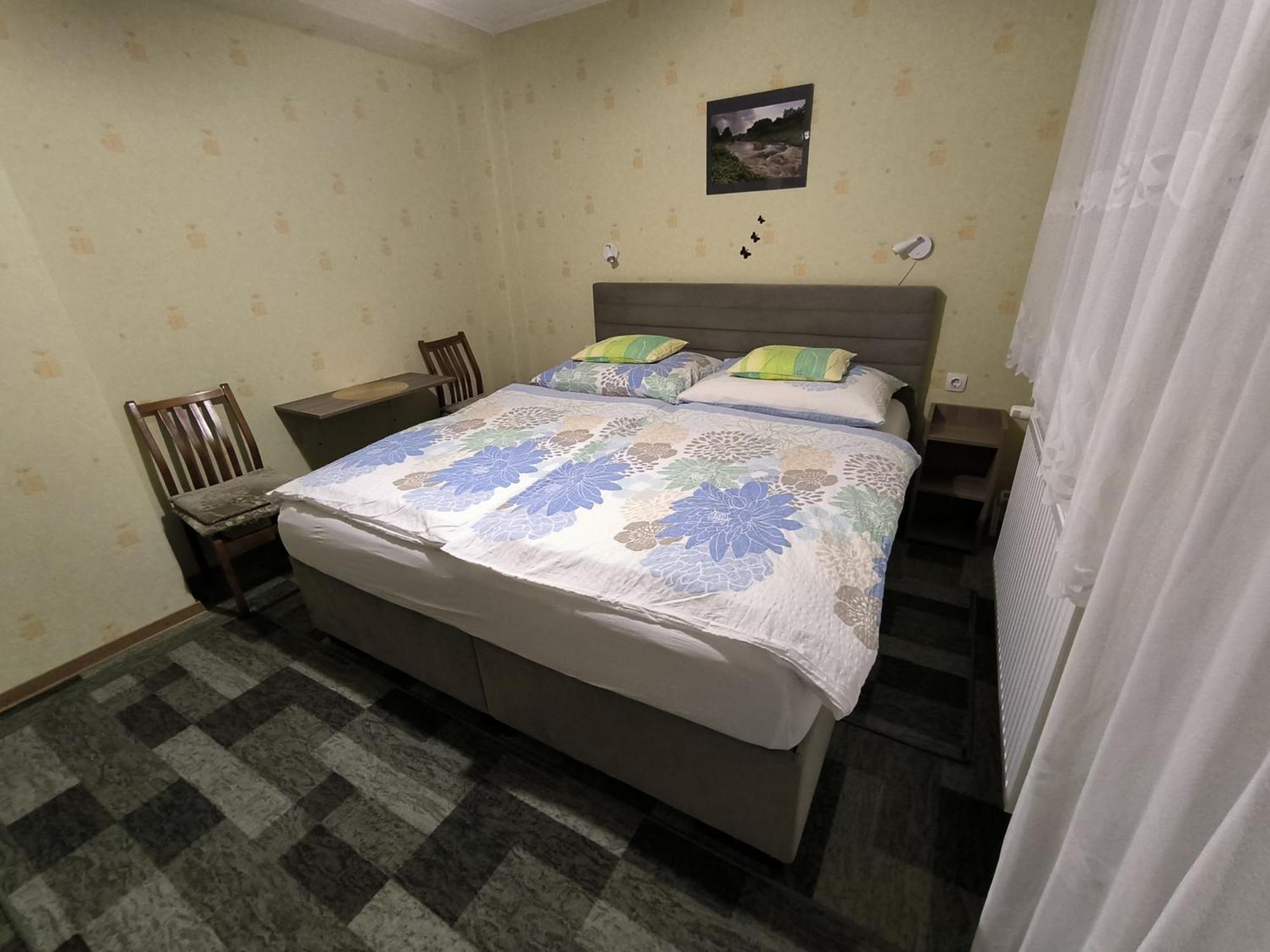 Karolin Apartman Buk Luaran gambar