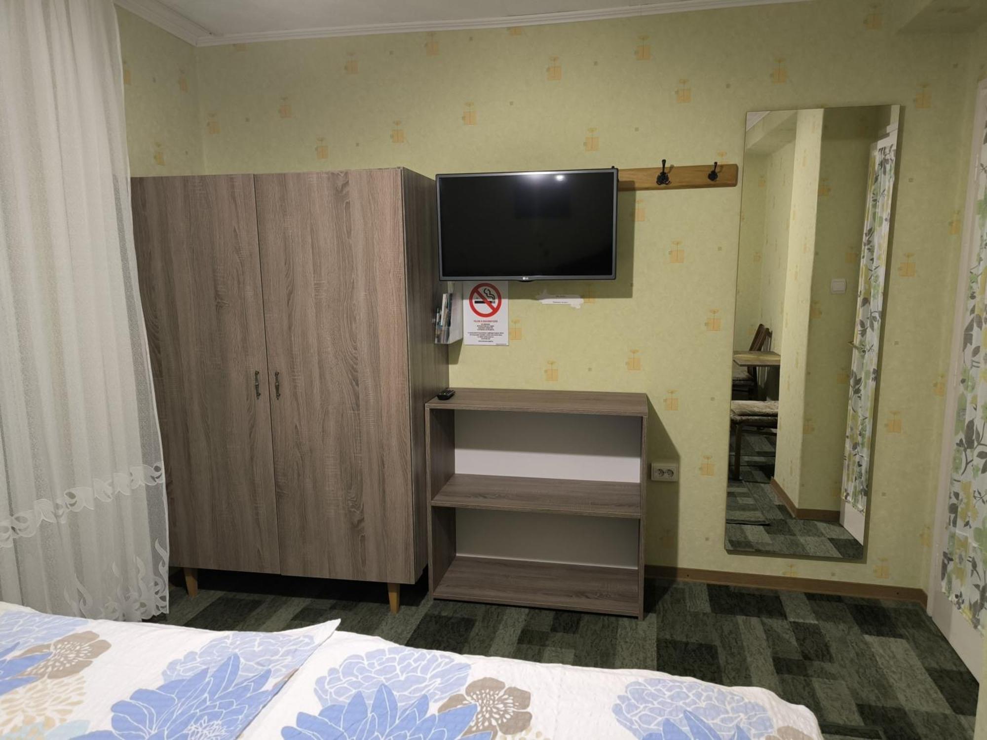Karolin Apartman Buk Luaran gambar